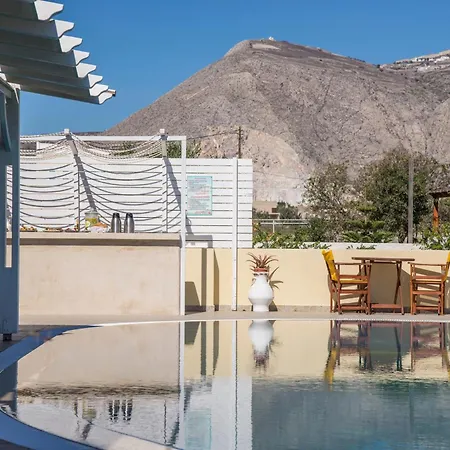 Bella Santorini 3* بيريفولّوس