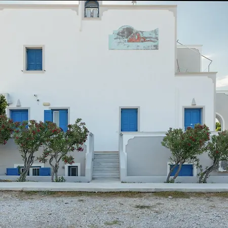 Bella Santorini 3*