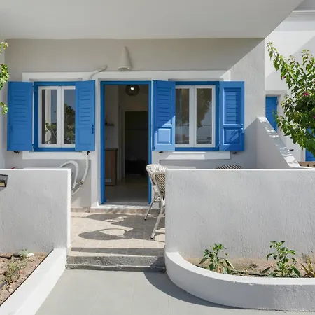 Bella Santorini 3* بيريفولّوس