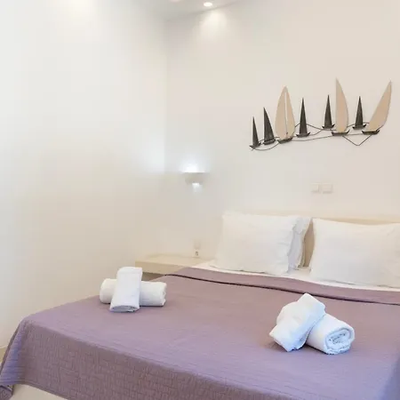 فندق مبيت وإفطار Bella Santorini بيريفولّوس