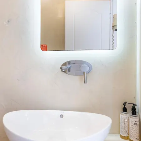 Bella Santorini 3* بيريفولّوس